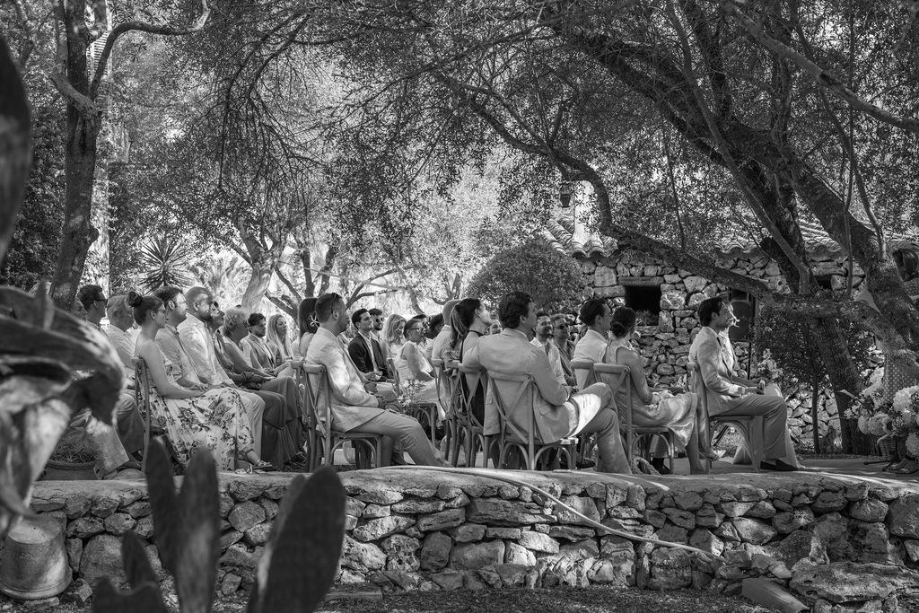 A wide view of the outdoor ceremony in Mallorca.