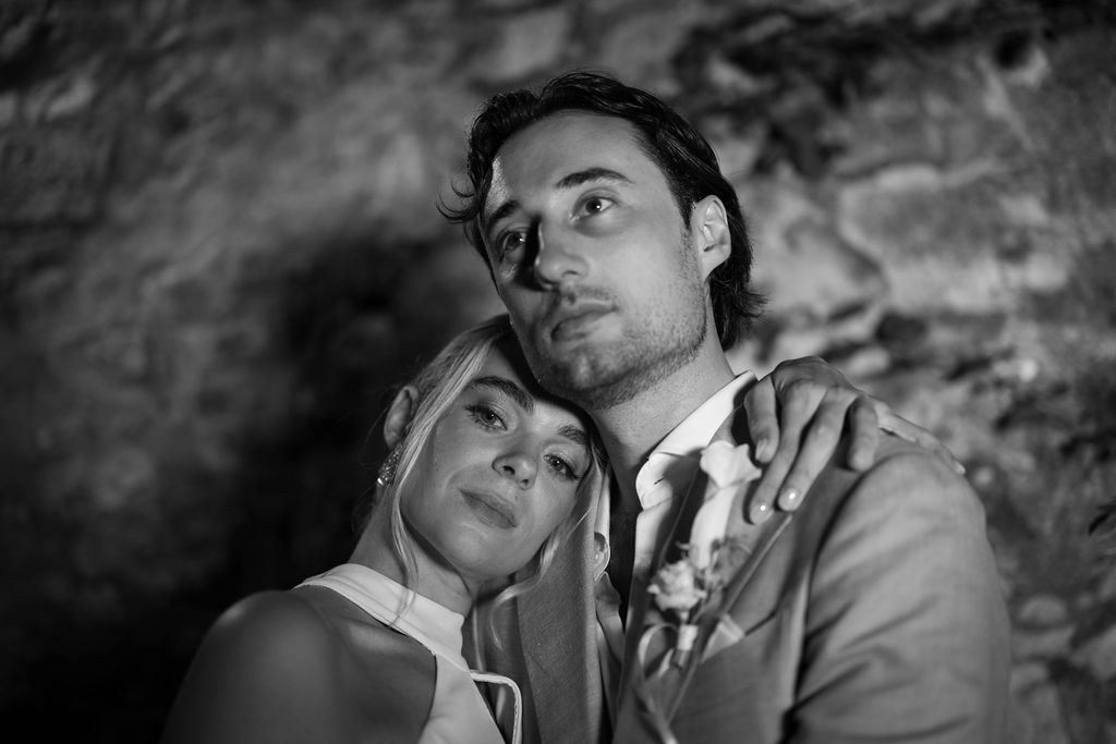 Isabelle and Arne close together during the evening celebration.